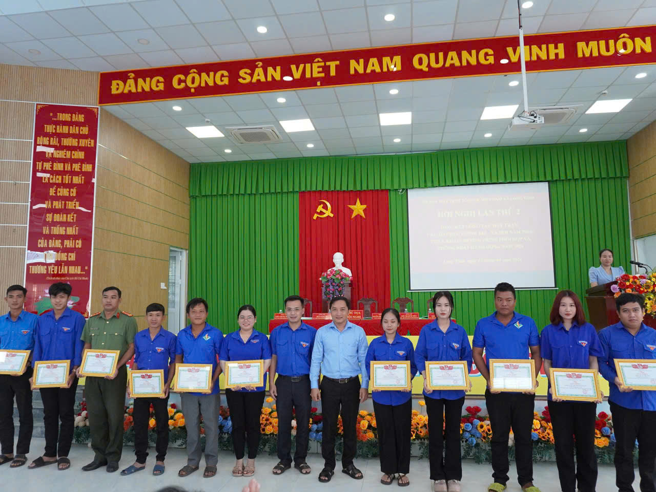 Description: D:\HINH ANH 2026\z7435254780521_92f38428ee2561ebdb1c53c4d0888929.jpg