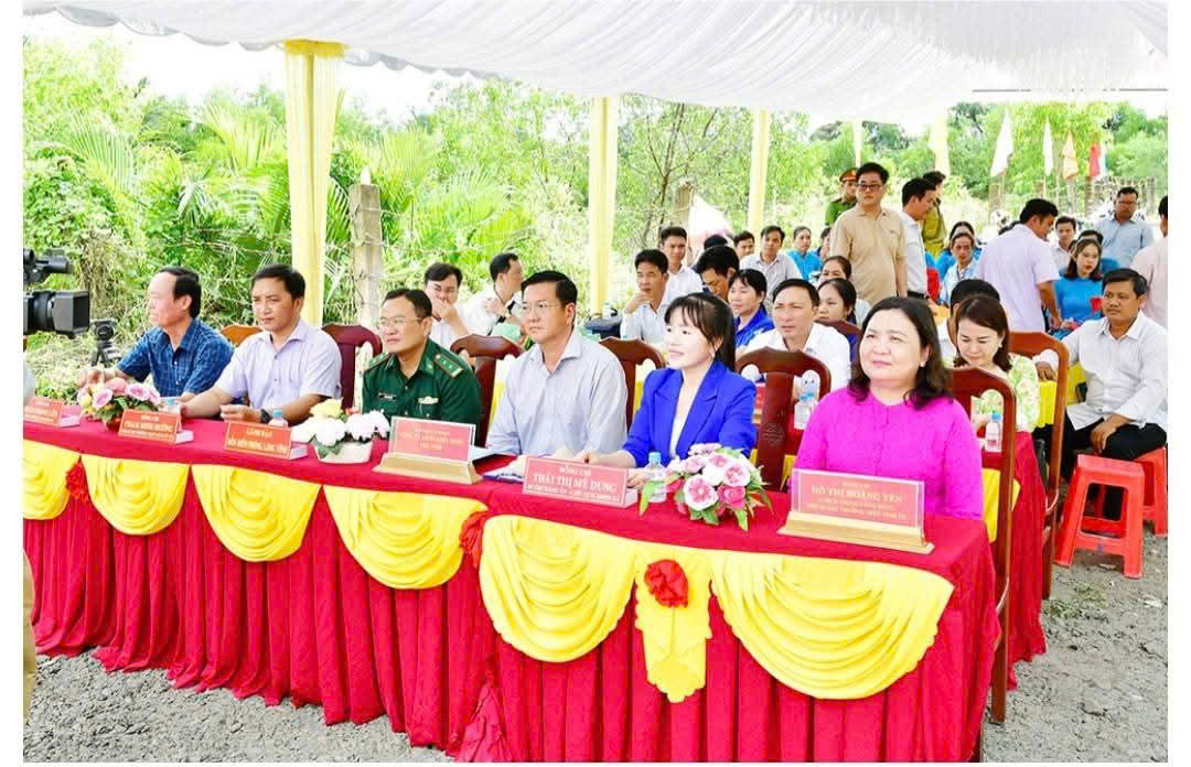 Description: D:\HINH ANH 2026 - ĐĂNG TIN\Khanh thanh cau xeo bong - La Ghi\Cau Laghi\z7582293416182_5606511b68da5e0d34c4db2f7305a290.jpg